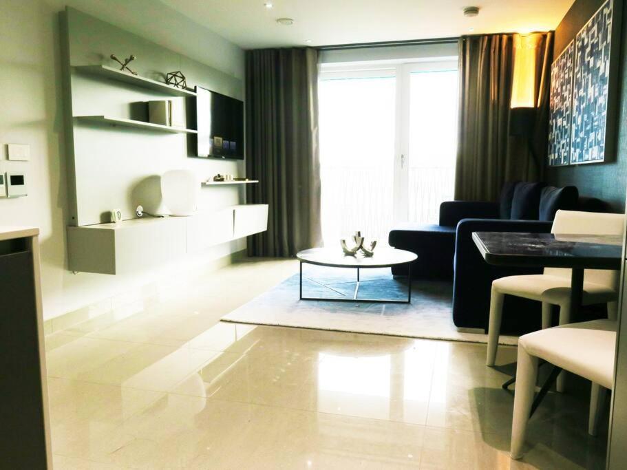 Club White London Bridge One Bedroom Apartment Екстер'єр фото